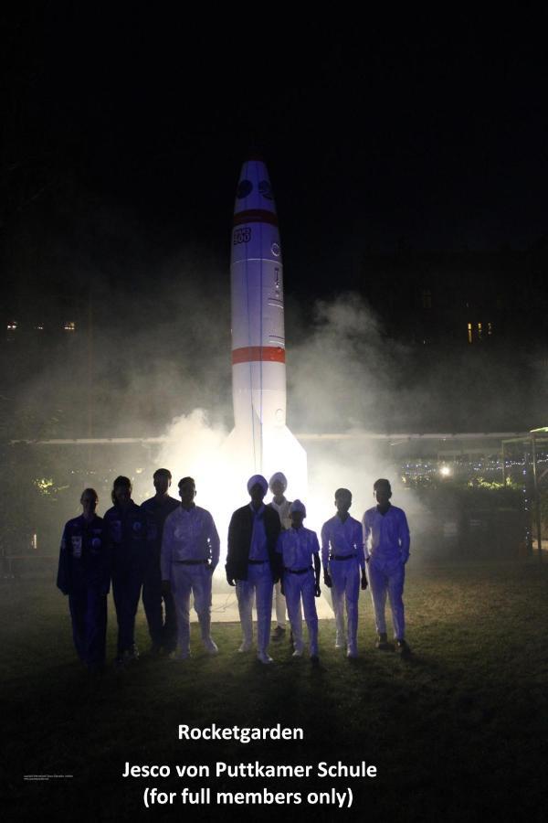 Space Hotel Im Campus Der Jvp Schule Leipzig Eksteriør billede